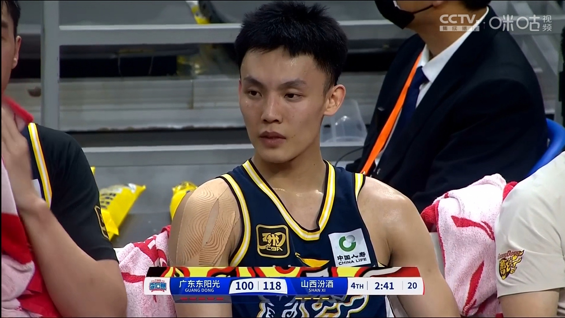 体育竞猜-广东宏远加时末段绝杀压哨，志在中超名次提升，悬念犹存，纪律约束更严格(江宏杰个人资料介绍)